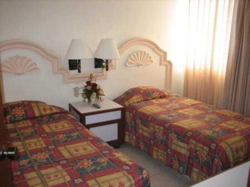 Hotel Sands Arenas Mazatlan Room photo
